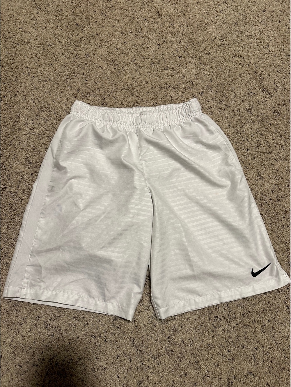 Nike Dri-FIT Men's White Athletic Shorts Size M